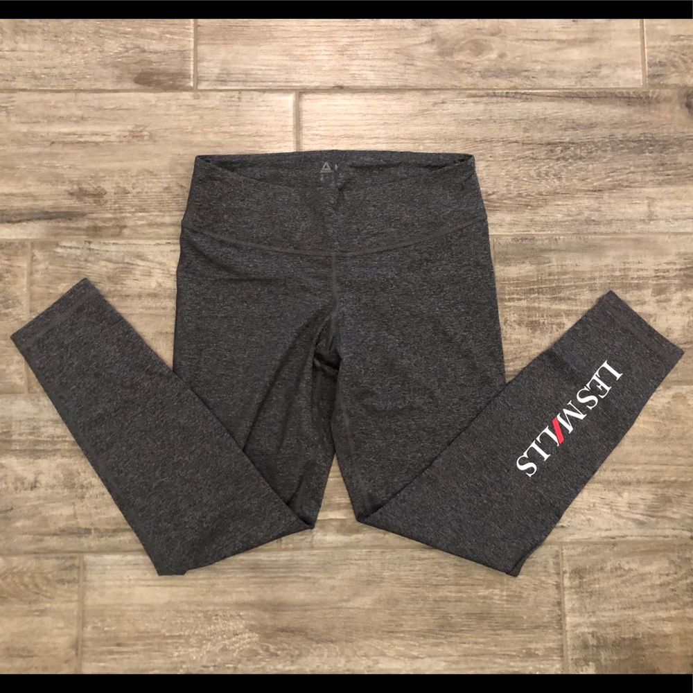 NWOT Reebok Les Mills Crops